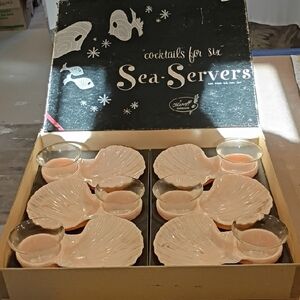 Vintage Sea-Servers Pink Shell-Shaped Dinnerware Set - Cottagecore